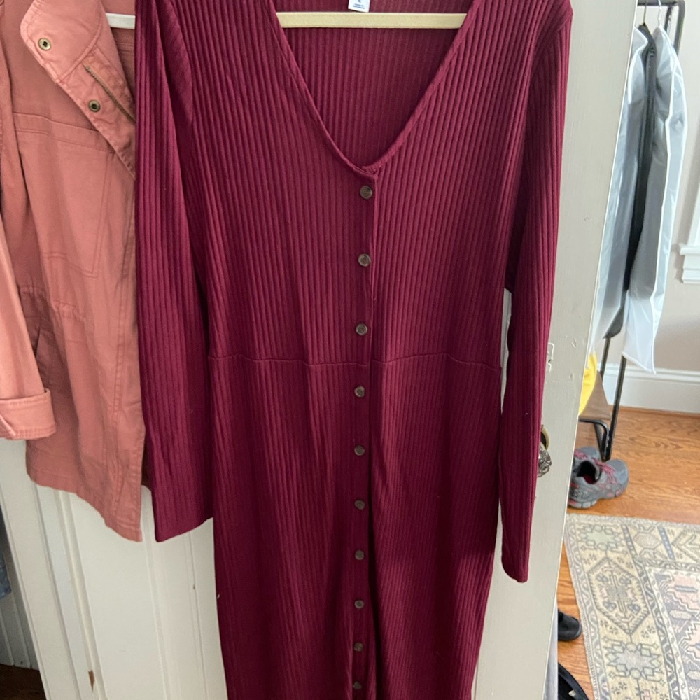 Old Navy Ribbed Midi Dress with Belt Maroon XL